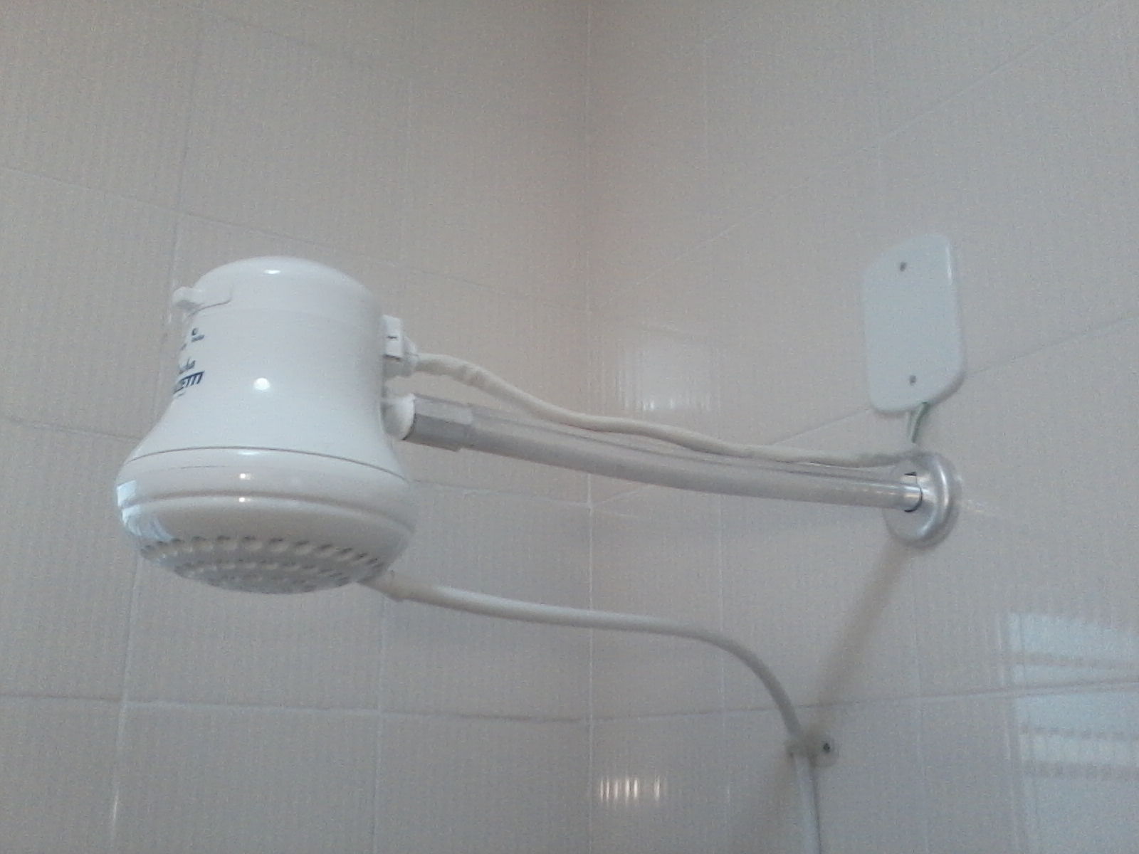 Chuveiro Elétrico em Viamão: Instalação, Manutenção e Segurança com Eletricista chuveiro eletrico 1