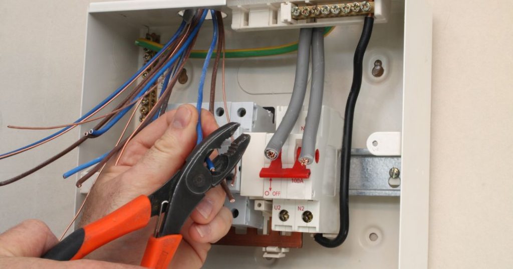 Circuitos e fiações elétricas em Viamão